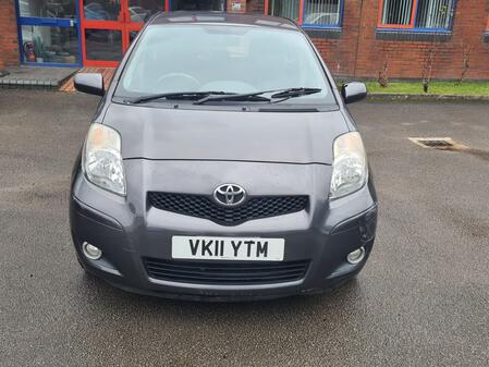 TOYOTA YARIS 1.3 Dual VVT-i T Spirit